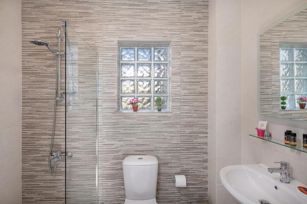 M City Apartments, Garden 2 Chania  Ngoại thất bức ảnh